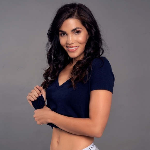 Meet the Posher Other - Meet your Posher, Anna